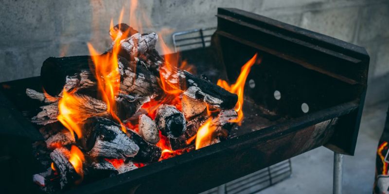 There Are Two Types to Chooses From When It Comes to Charcoal: Lump or Briquettes